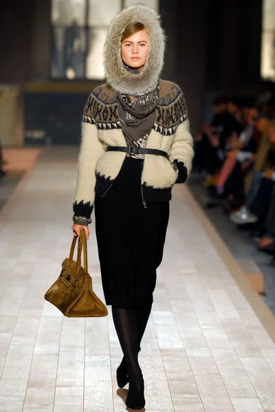 Look 17